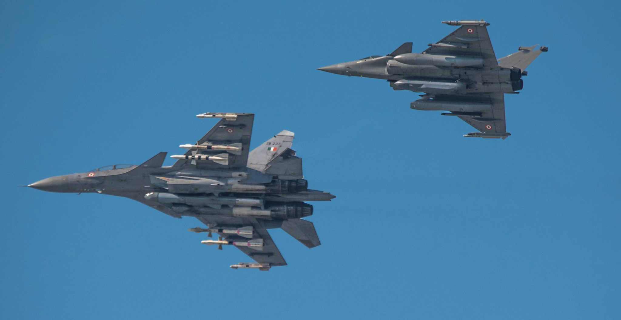 半年前的空战失利（没有)不影响庆祝，印度空军成立93周年飞行表演，Su-30MK