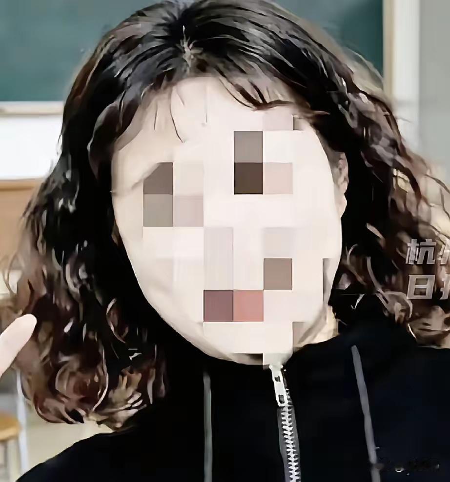 安徽亳州25岁女教师强撑着身体坚持工作，突然在宿舍离世！学校冷淡回应让大家特别生