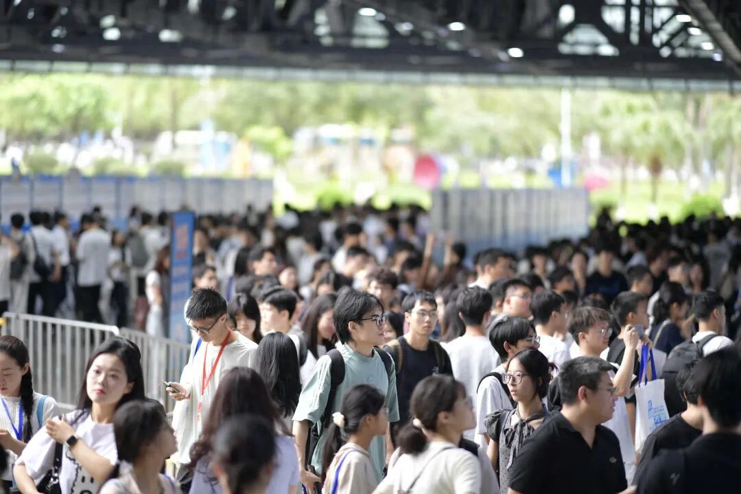 湘伴丨造火箭、开“一人公司”，湖南在大湾区组了个很“新”的“招聘局”