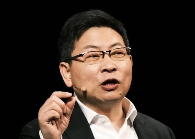 为什么国产手机越来越贵？原因很简单：没有自主研发的技术。
过去很多消费者认为，国