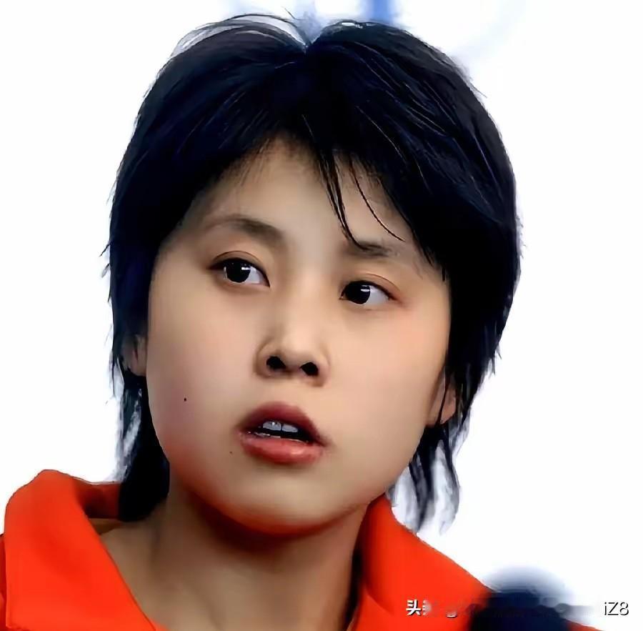 被国家队开除后，她在零下30度露天冰场滑冰，加拿大千万年薪加国籍，她看都不看。