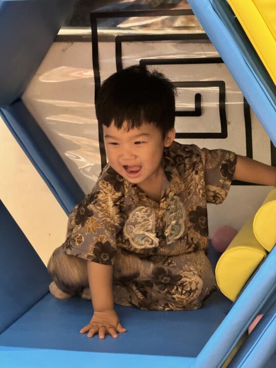 小朋友的快乐真的很简单🥰