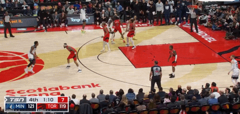 大心脏！爱德华兹这么打字母哥真要来！
在今天NBA常规赛森林狼对阵猛龙的第四节比