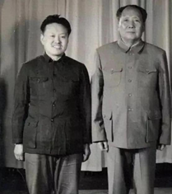 毛主席为何在七十年代之后不再食用辣椒？程汝明坦言医生其实并没有那么大的影响力
1