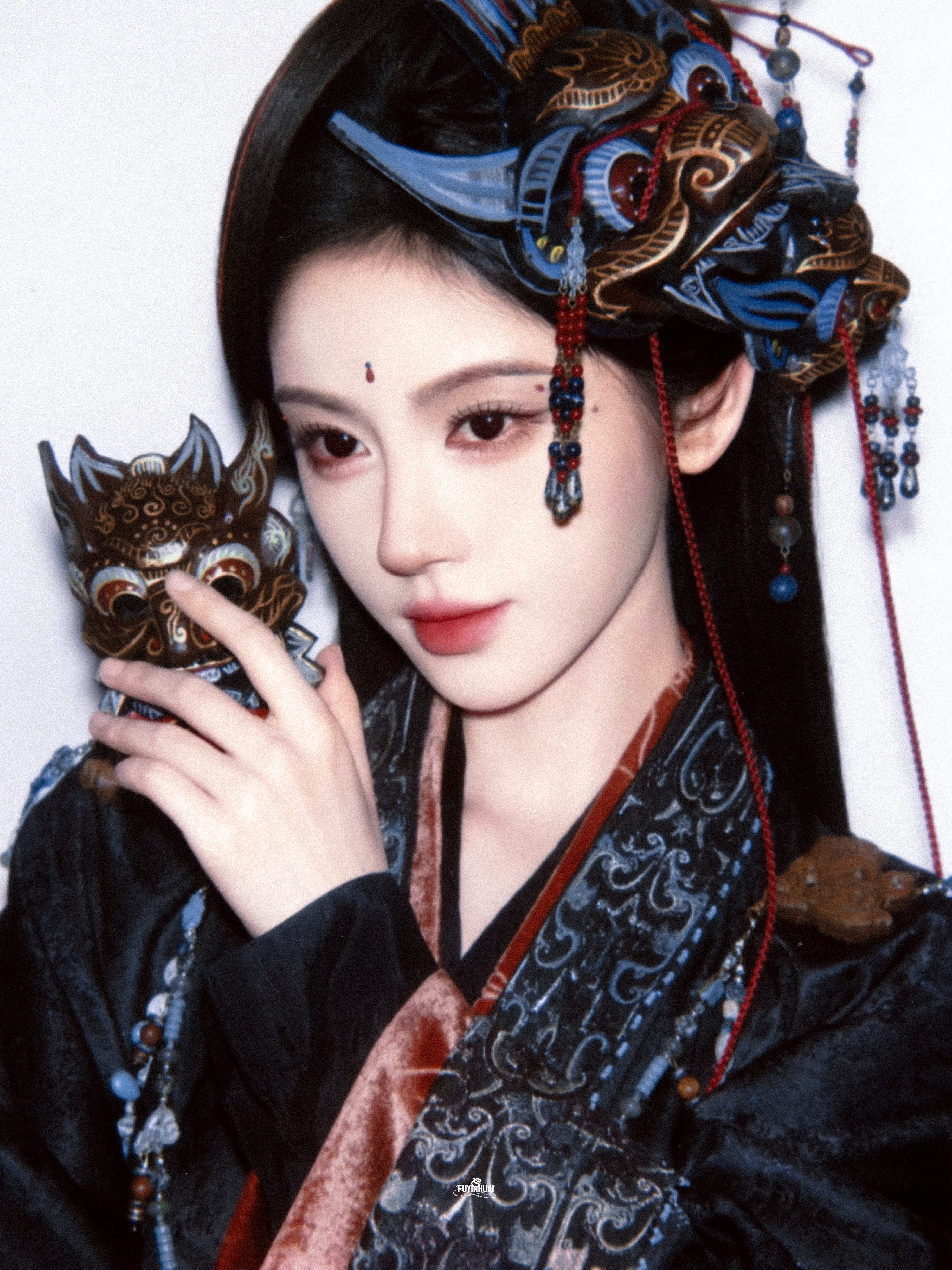鞠婧祎 jjy鞠婧祎阿黛 jjy鞠婧祎来战 “你是春日的入场券，盛夏的晚晴天”?