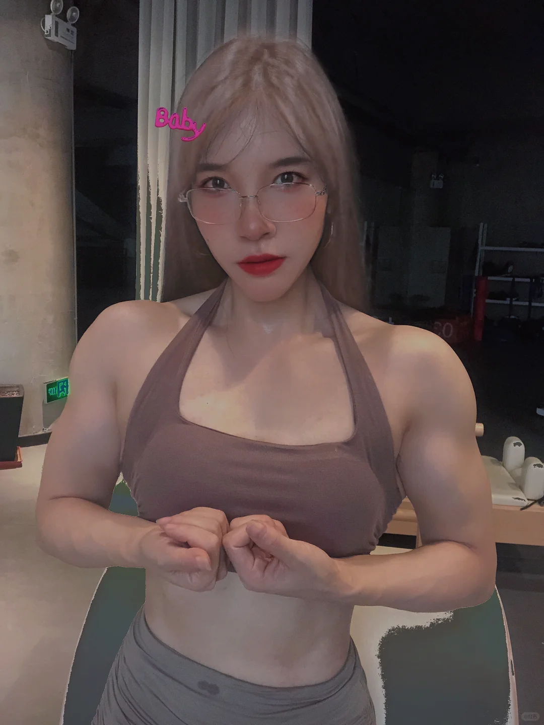 35岁，终于把自己练成雌鹰一般的女人！