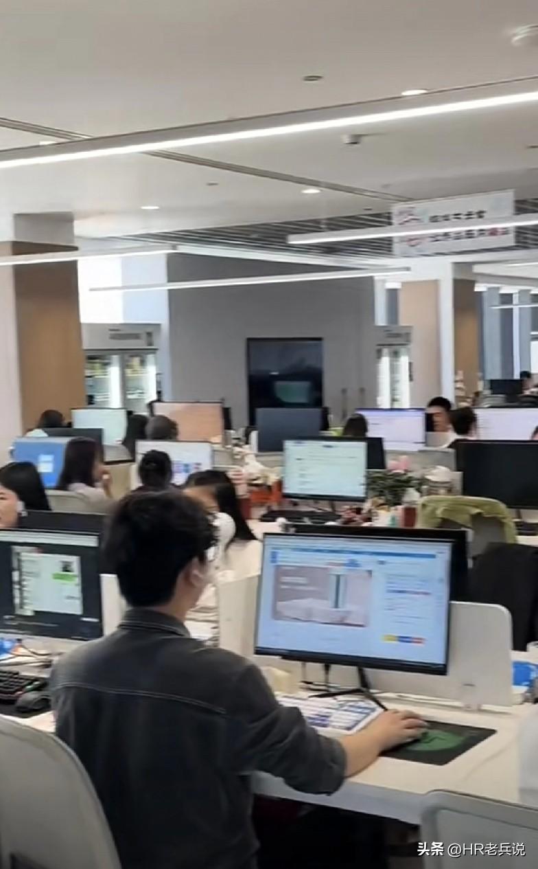 有种不好的预感，湖州分公司新来的质量经理可能要干不长[捂脸]因为自打他入职后，无