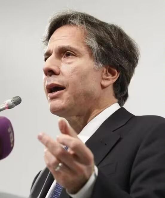 美国前国务卿布林肯语出惊人：“我不仅是以美国国务卿的身份来到你们面前，也是以犹太