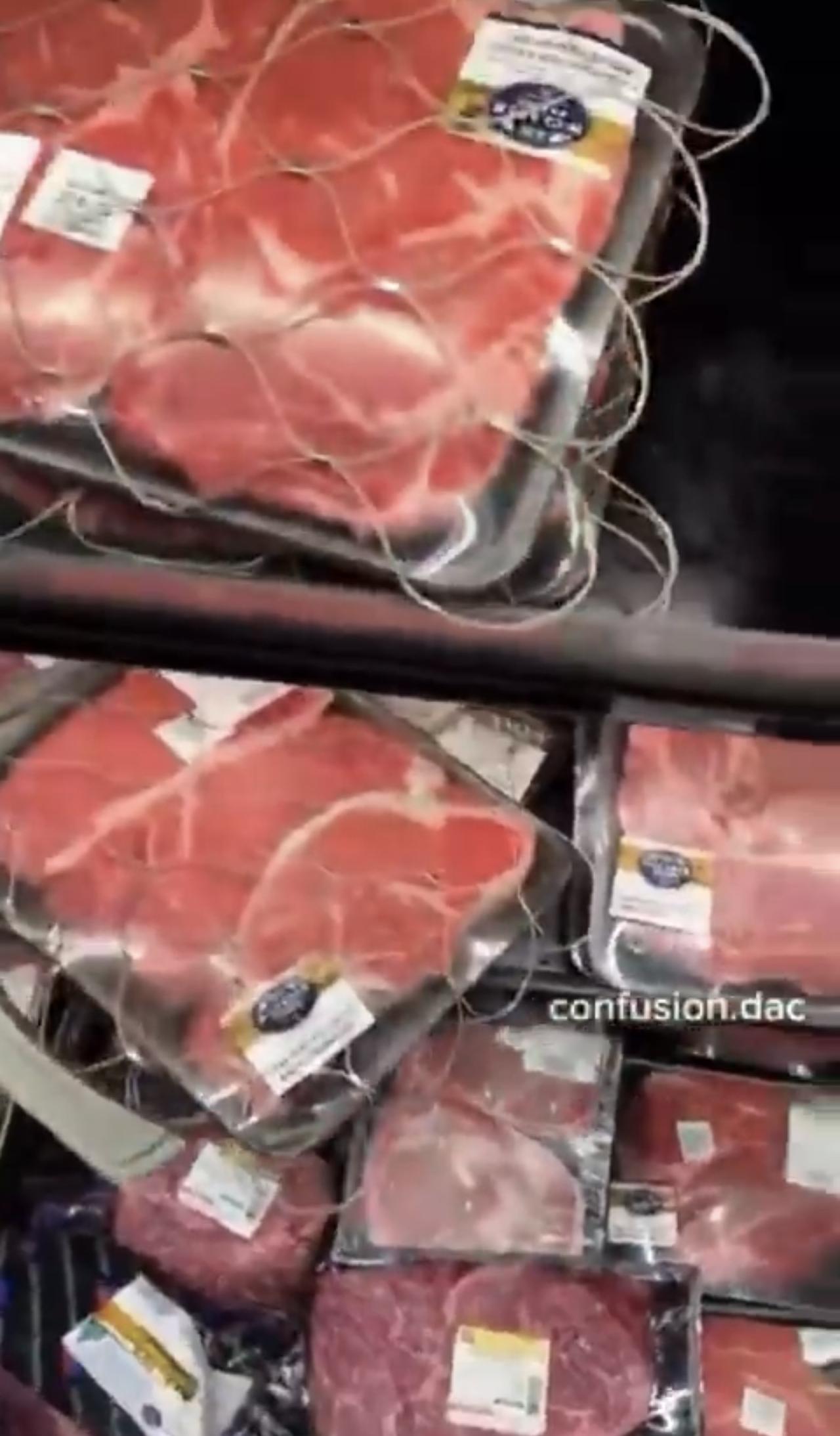 瞧瞧这是啥？牛肉防盗网

美国牛肉由于特朗普关税政策涨成了天价，变成贵重物品，超