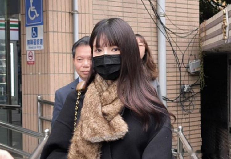 王大陆和女友获刑6个月 据台媒报道，王大陆与女友阙沐轩等人的共同涉犯个资法案今日