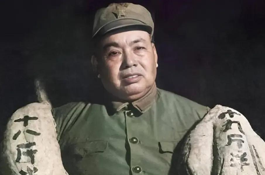 上世纪 70 年代中期，家乡的公社书记找到开国上将许世友说，公社想买一辆汽车，但
