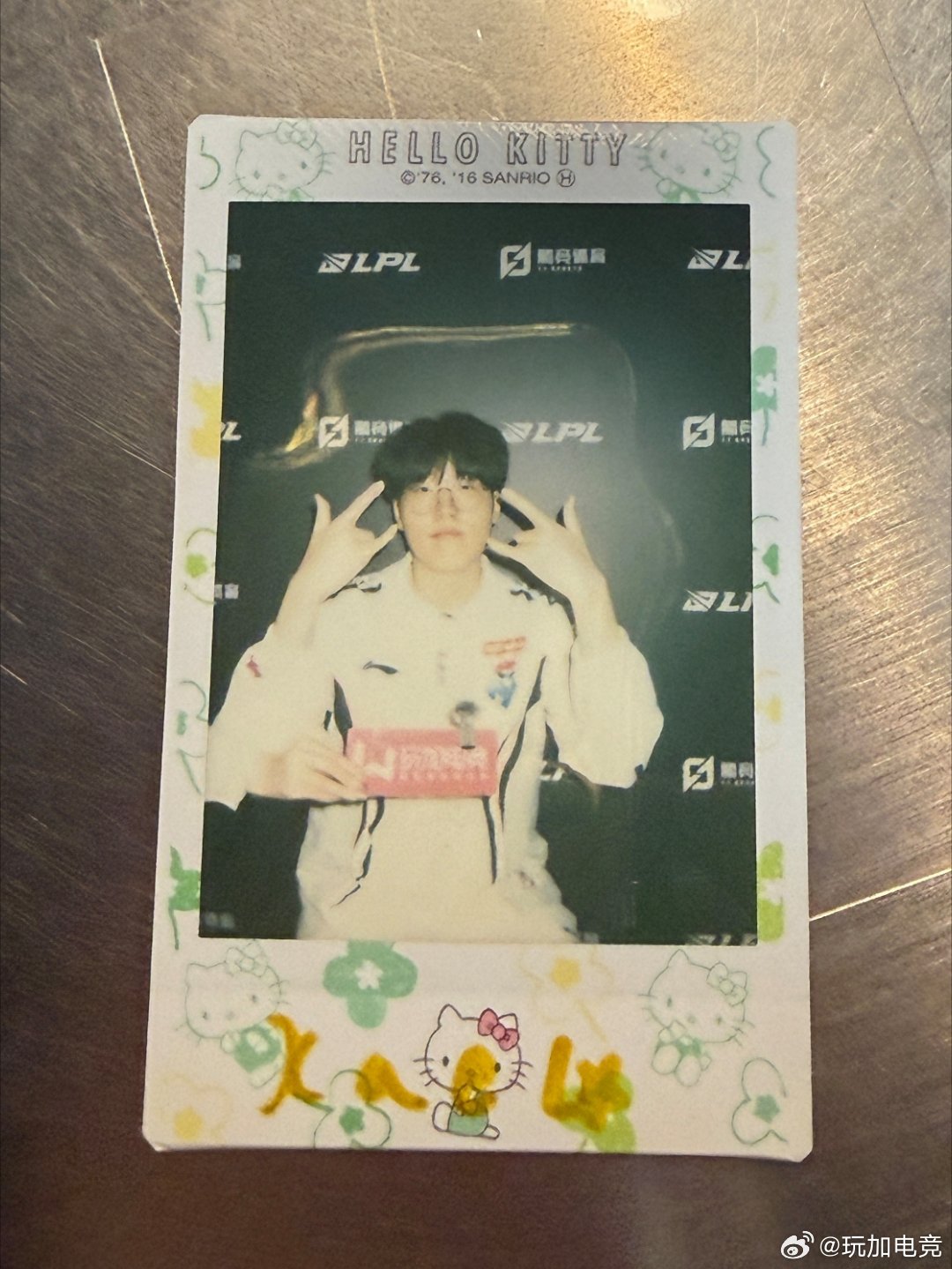 今天采访Kael的拍立得欢迎大家到加妹的群里来蹲蹲拍立得加妹铁粉群加友观赛群al