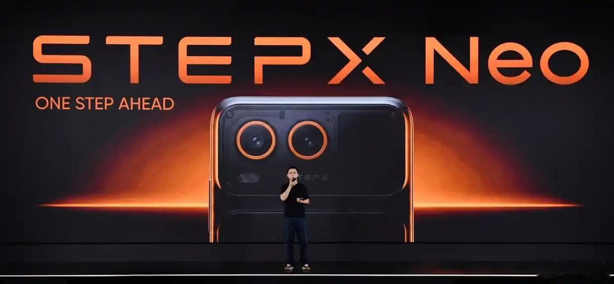 阶跃星辰这台STEPX Neo是啥配置？