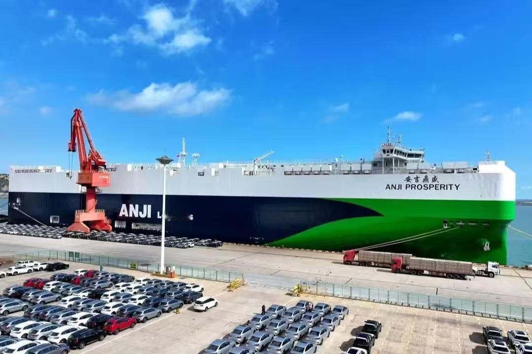 南海石油没怎么采，不是不敢，是真难干，现在干不划算。

水太深，设备跟不上，成本