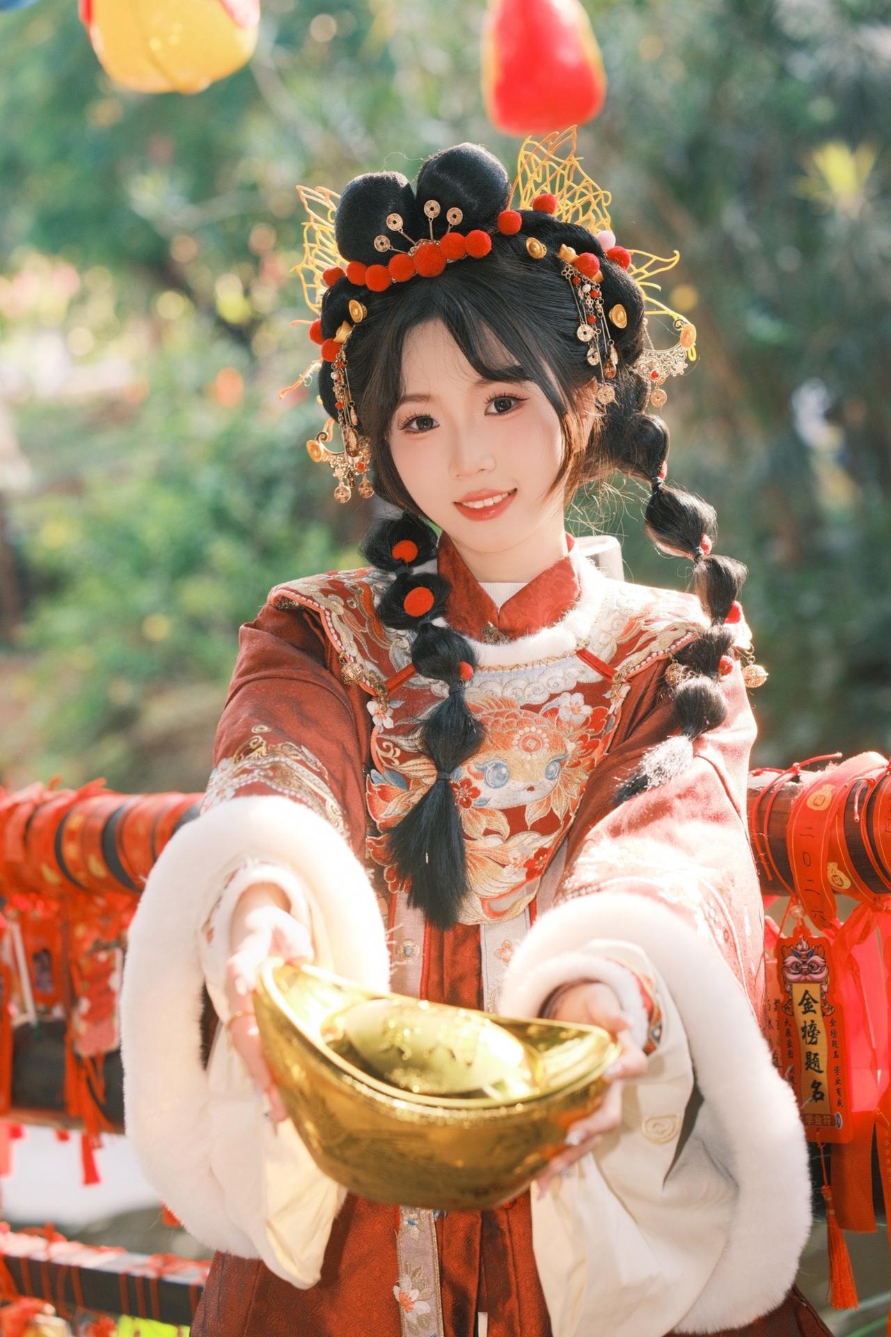 今天是小财神，愿你心想事成，万事如意，发大财深圳约拍