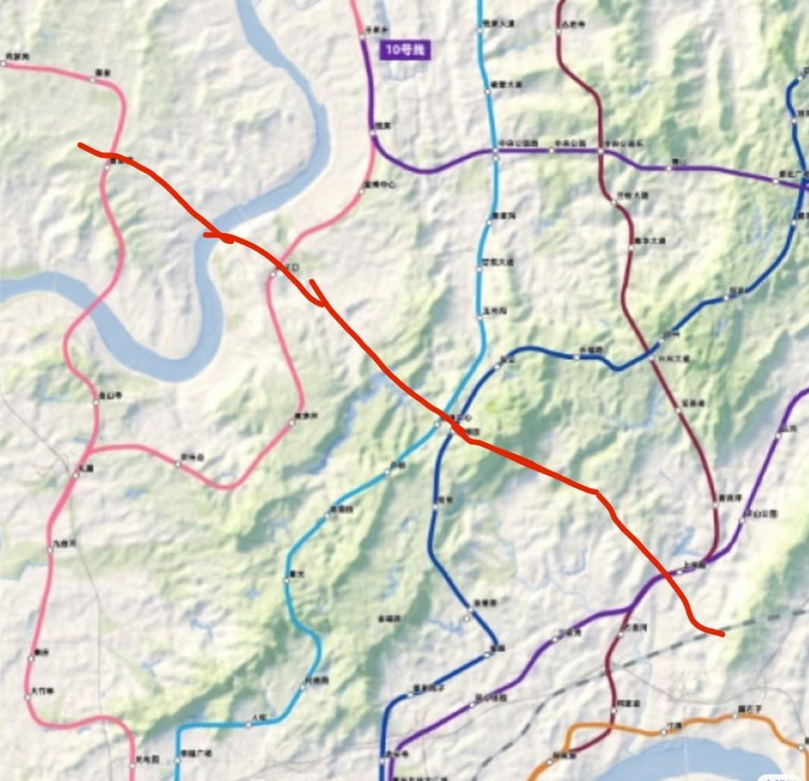 重庆地铁北区很缺这样一条可以联通的地铁，要不然这几条线路换乘都超级不方便