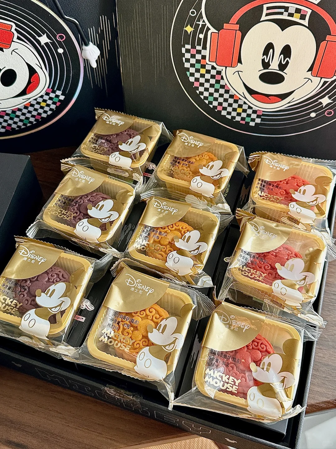 今年收到第一份中秋月饼音乐礼盒！真的会唱