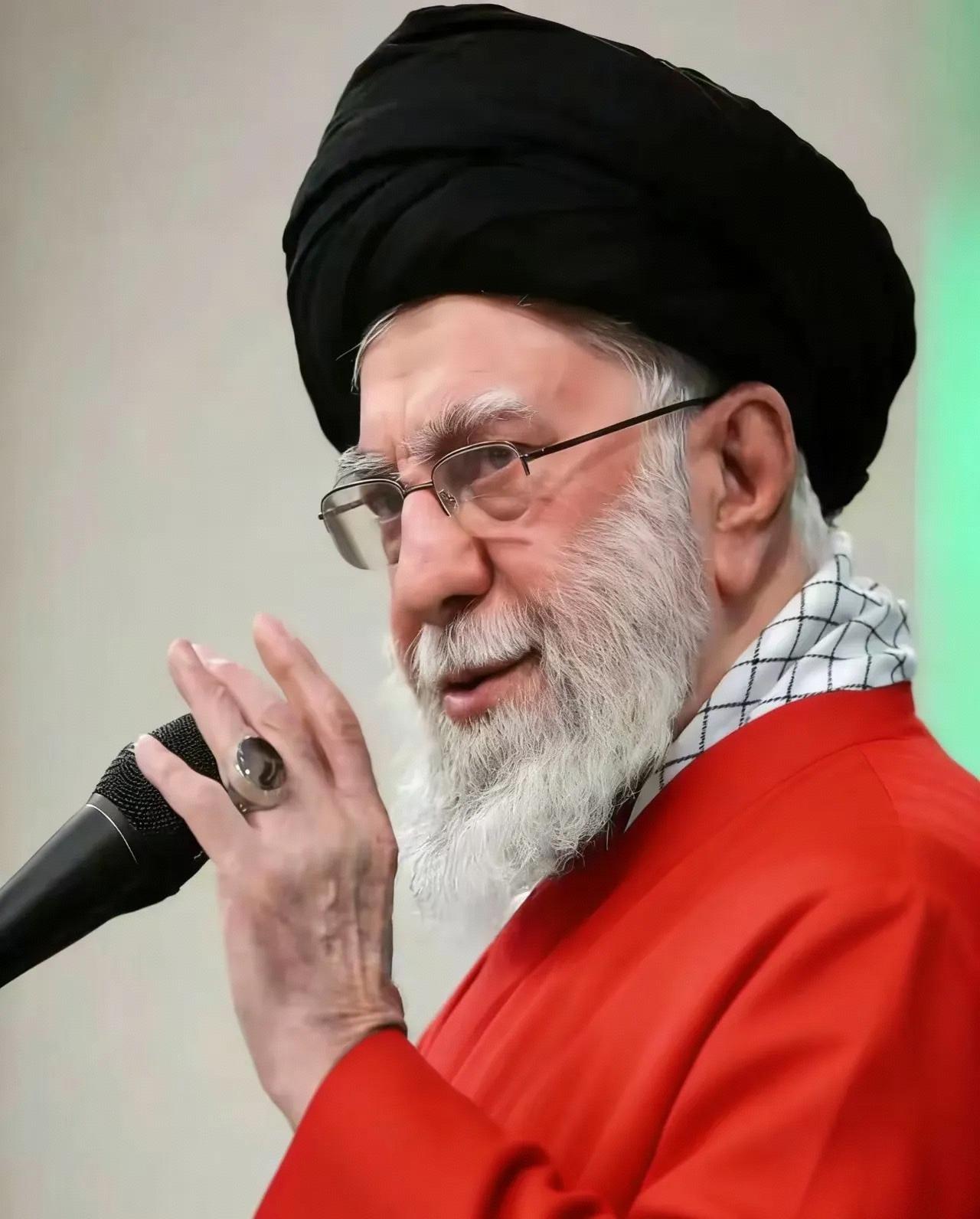 伊朗德黑兰机场将恢复国际航班！
4月24日，伊朗塔斯尼姆通讯社官宣，德黑兰伊玛目