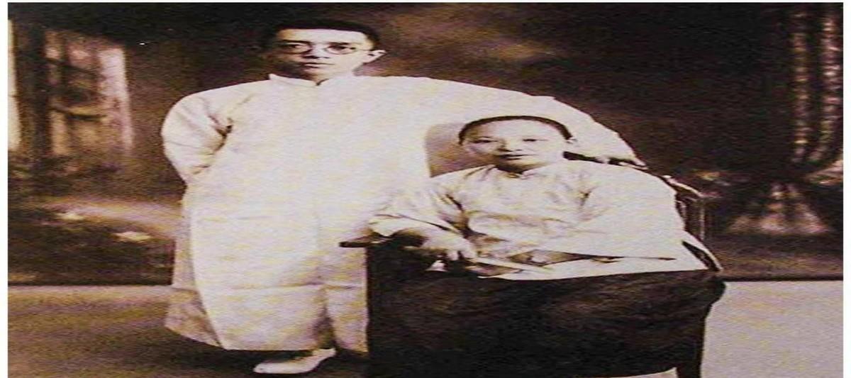 1962年，胡适逝世，江冬秀捶尸痛哭，场面一度尴尬。胡适与江冬秀结婚多年，却一直