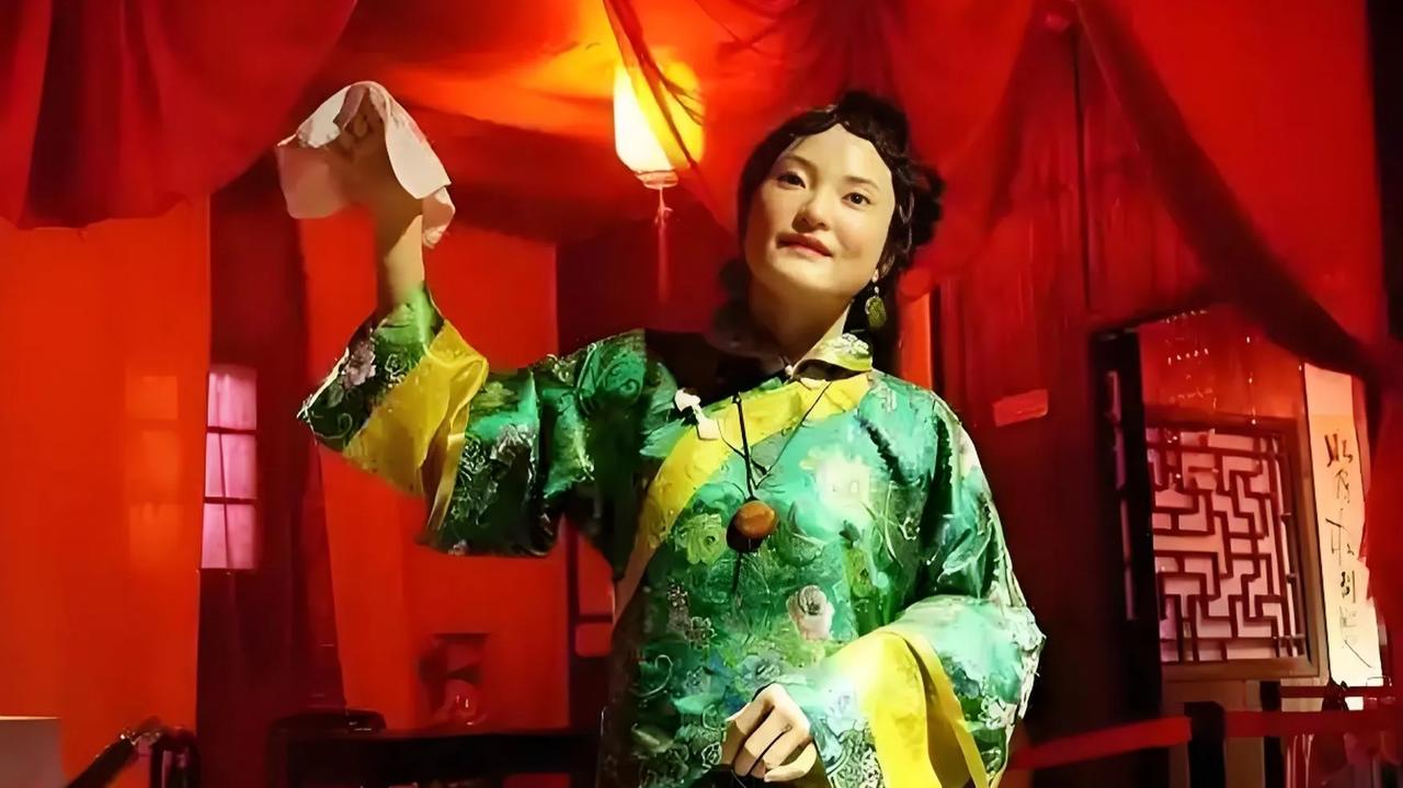 富家少爷与青楼女的风波-川味笑话
从前有个富家少爷，喜欢上一个青楼头的女娃儿。富