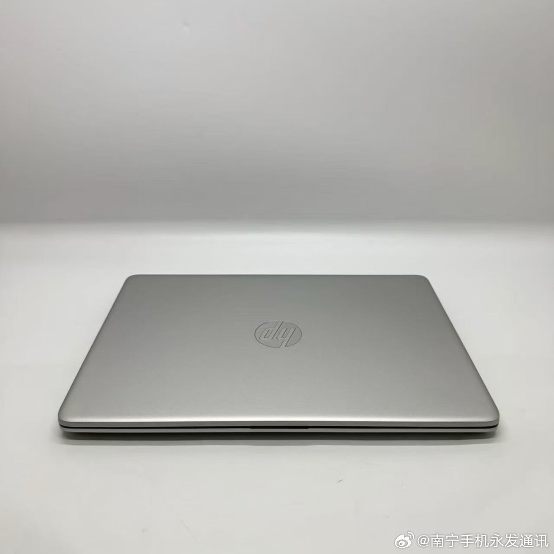 惠普14s  14英寸 i5-1240P处理器 8G运行 512G固态 核心显卡
