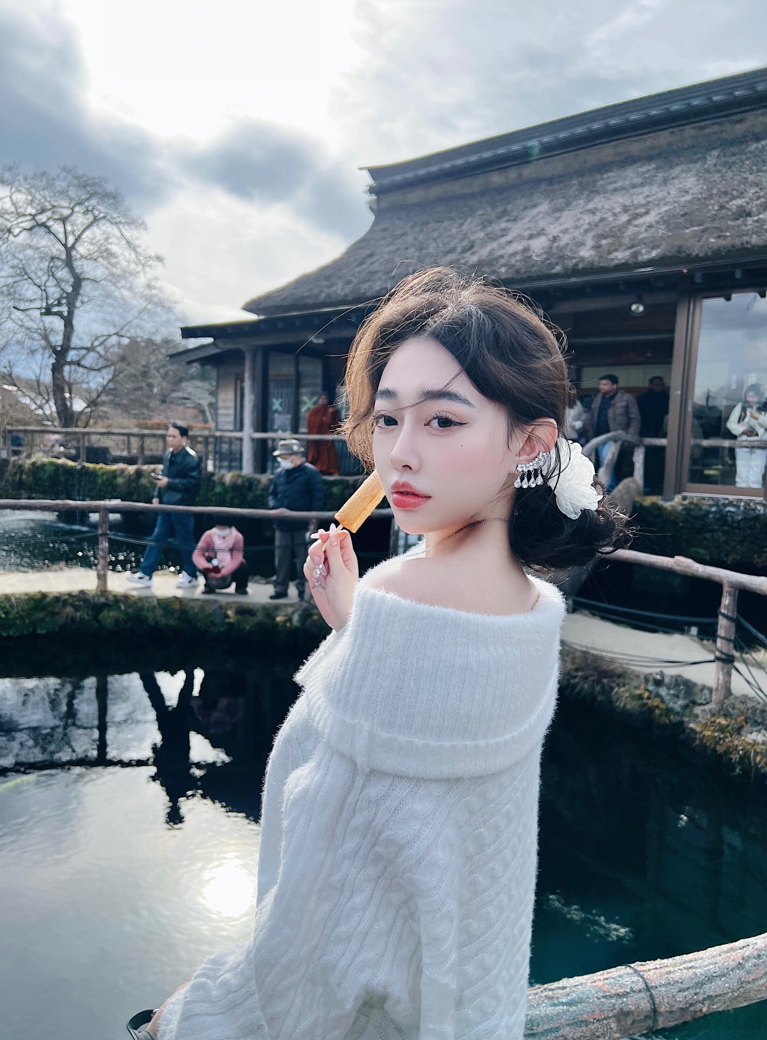 清纯小白花 ​​​