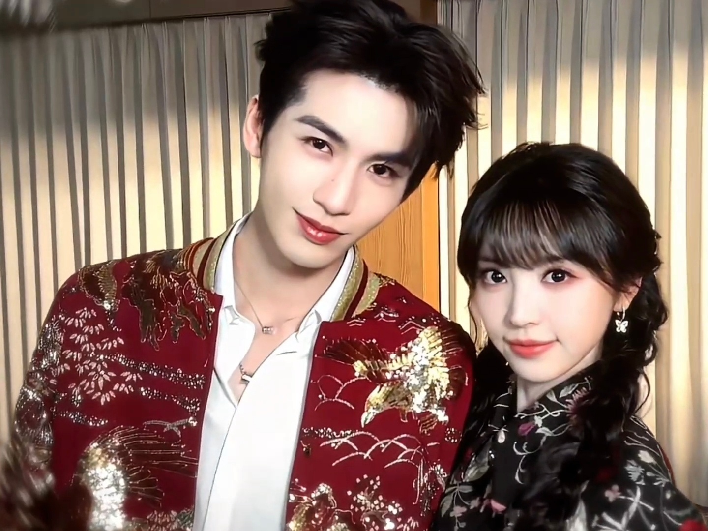 我们征玉的新饭又来咯！一大早就吃这个未免有些太奢侈张凌赫田曦薇双人心动狙击视频