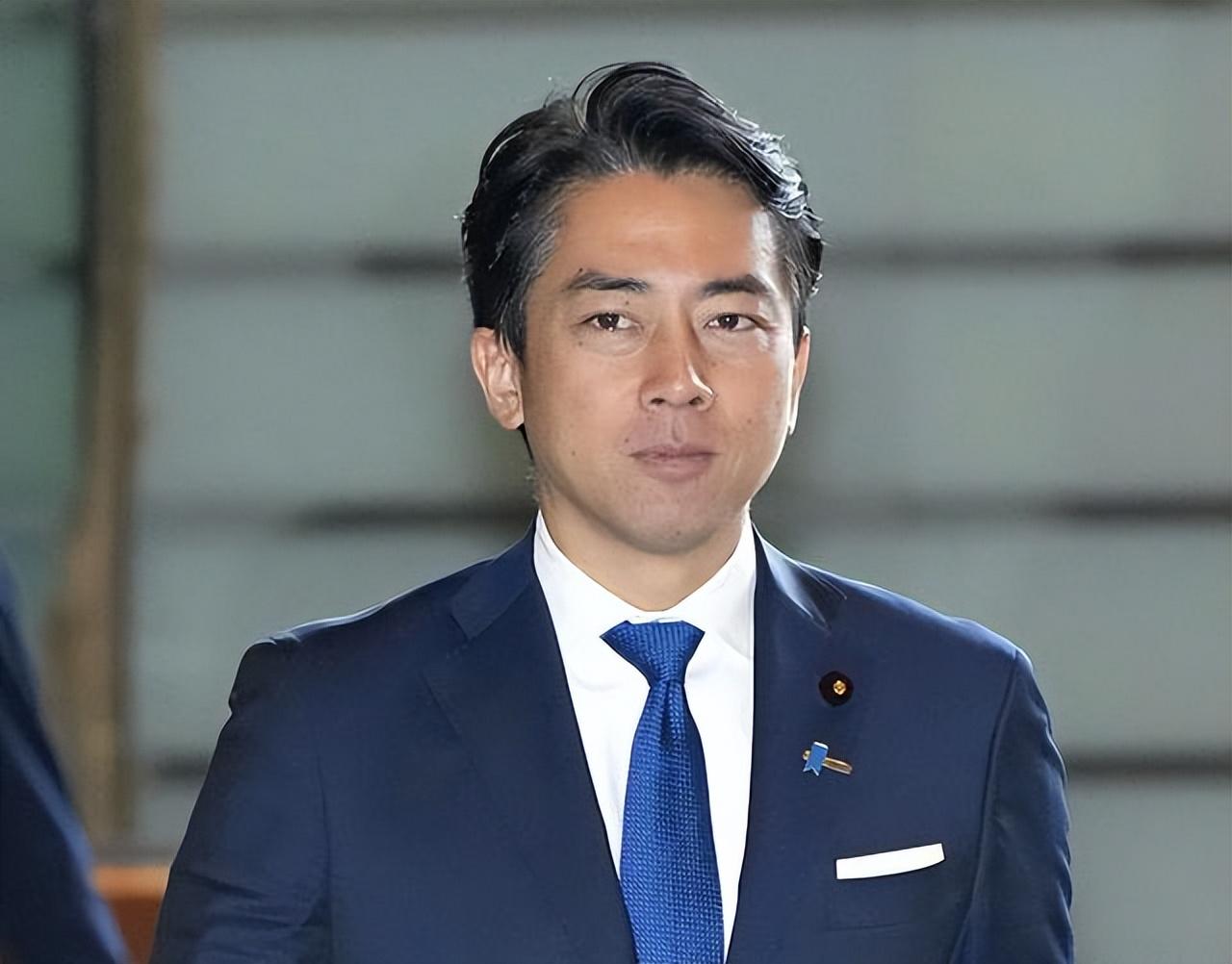 8月15日，多国都在骂日本，只有台湾一言不发，原因让人后背发凉。

8月15日，