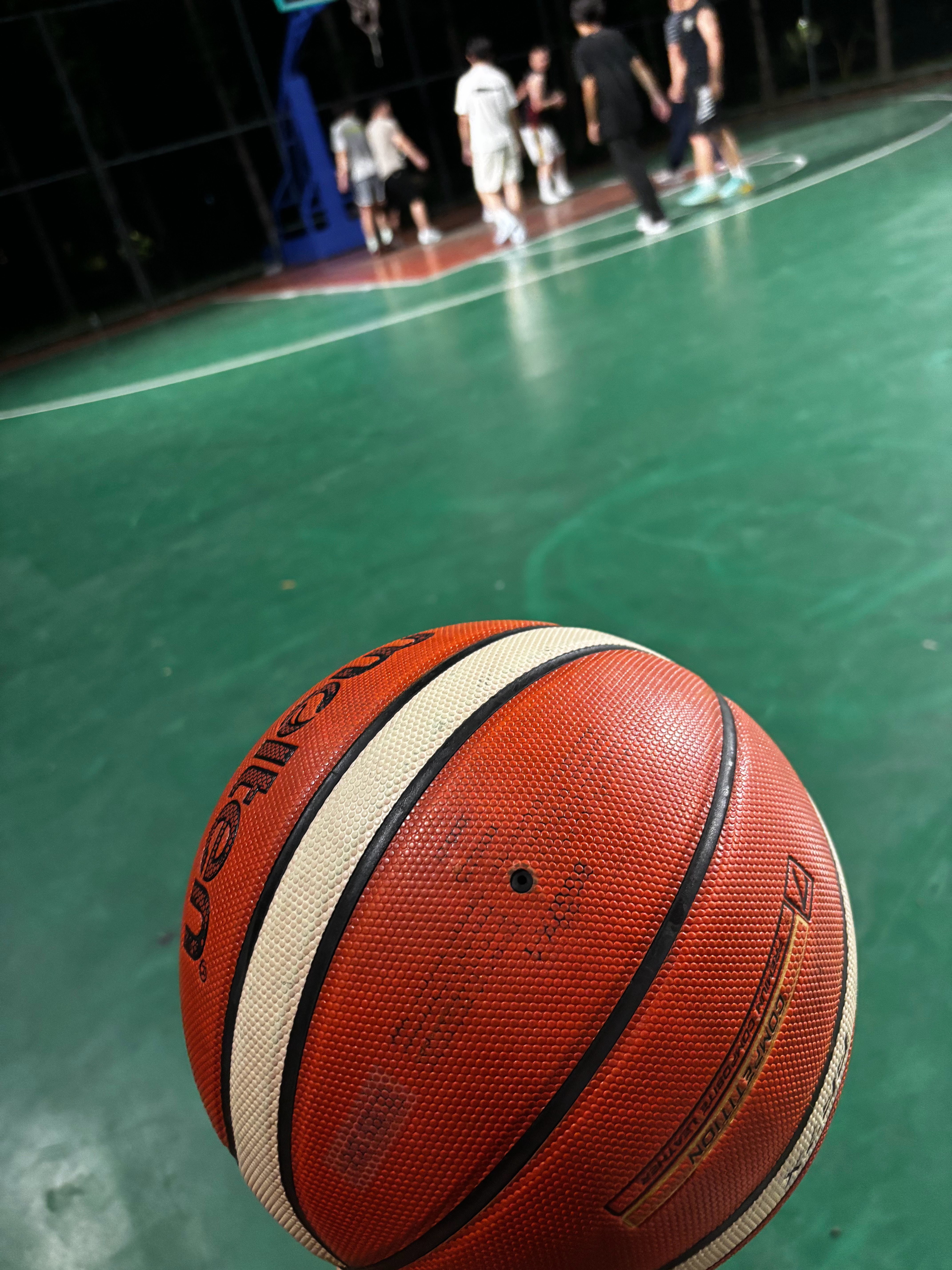 晚上喝了五瓶啤酒，继续来干球 