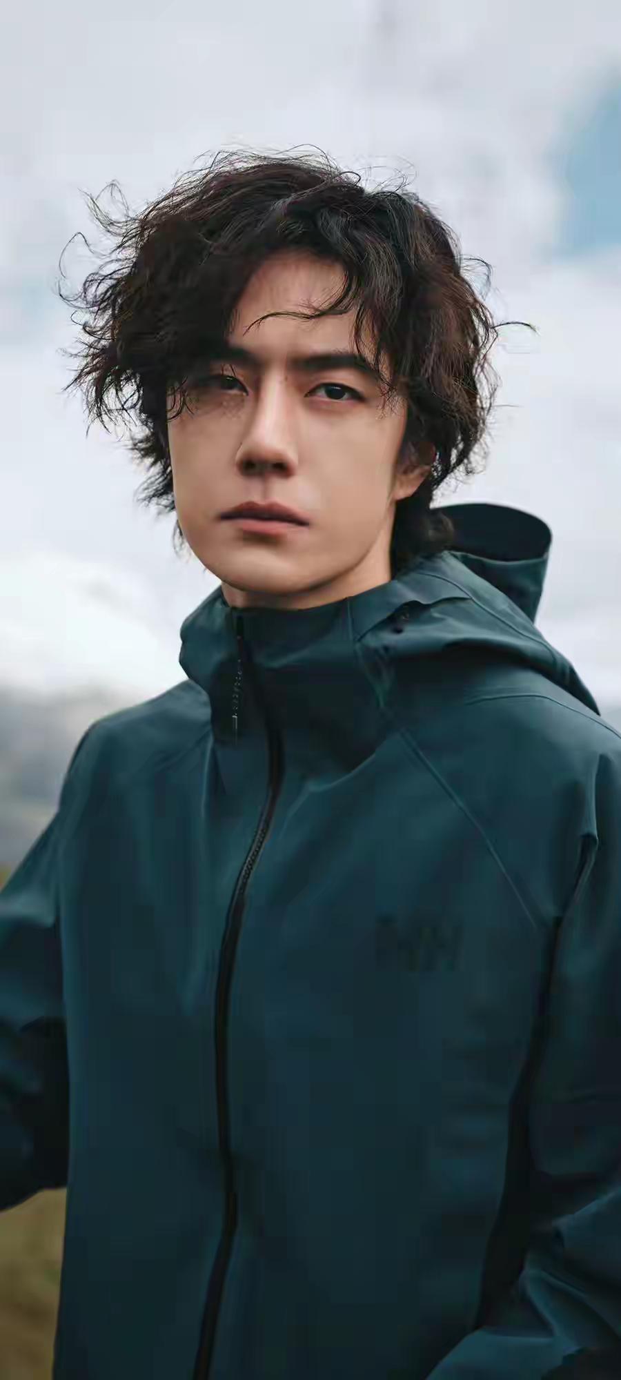 1.王一博虽然这几年因为佛系混圈，商业价值下降，但还是在第一梯队。2.孙千也是资