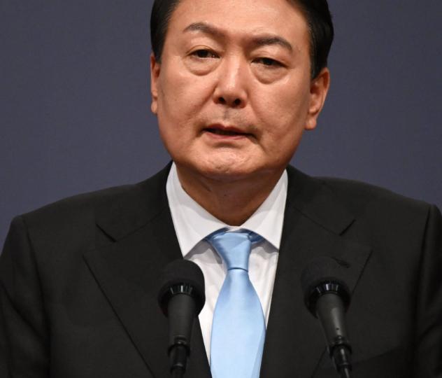 尹锡悦真是个聪明人，尹锡悦在一审被判无期徒刑之后，第一时间选择上诉，这一步看似普