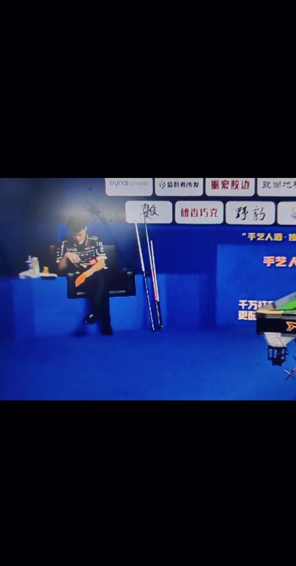 鹏只是输在了一场比赛，为什么大家看不到他在此之前付出的努力呢，第一场掉入败部之后