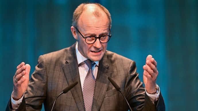 Friedrich Merz表示，乌克兰现在处于战争状态，他们不能加入欧盟和na
