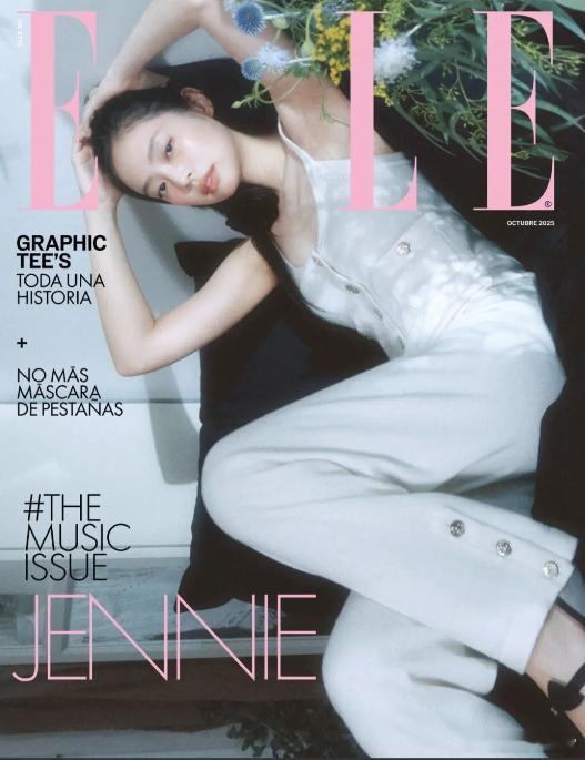 韩国女团 BLACKPINK 成员金珍妮 JENNIE 今日登上墨西哥五大刊《E