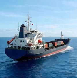 美国扣押了中国开往伊朗的货轮，并且销毁了货轮上的物资。中国应该强势反击，直接扣押