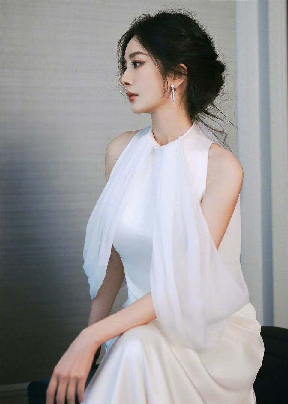 杨幂第三套罗意威定制杨幂白月光级别白月光级别的美貌 ​​​