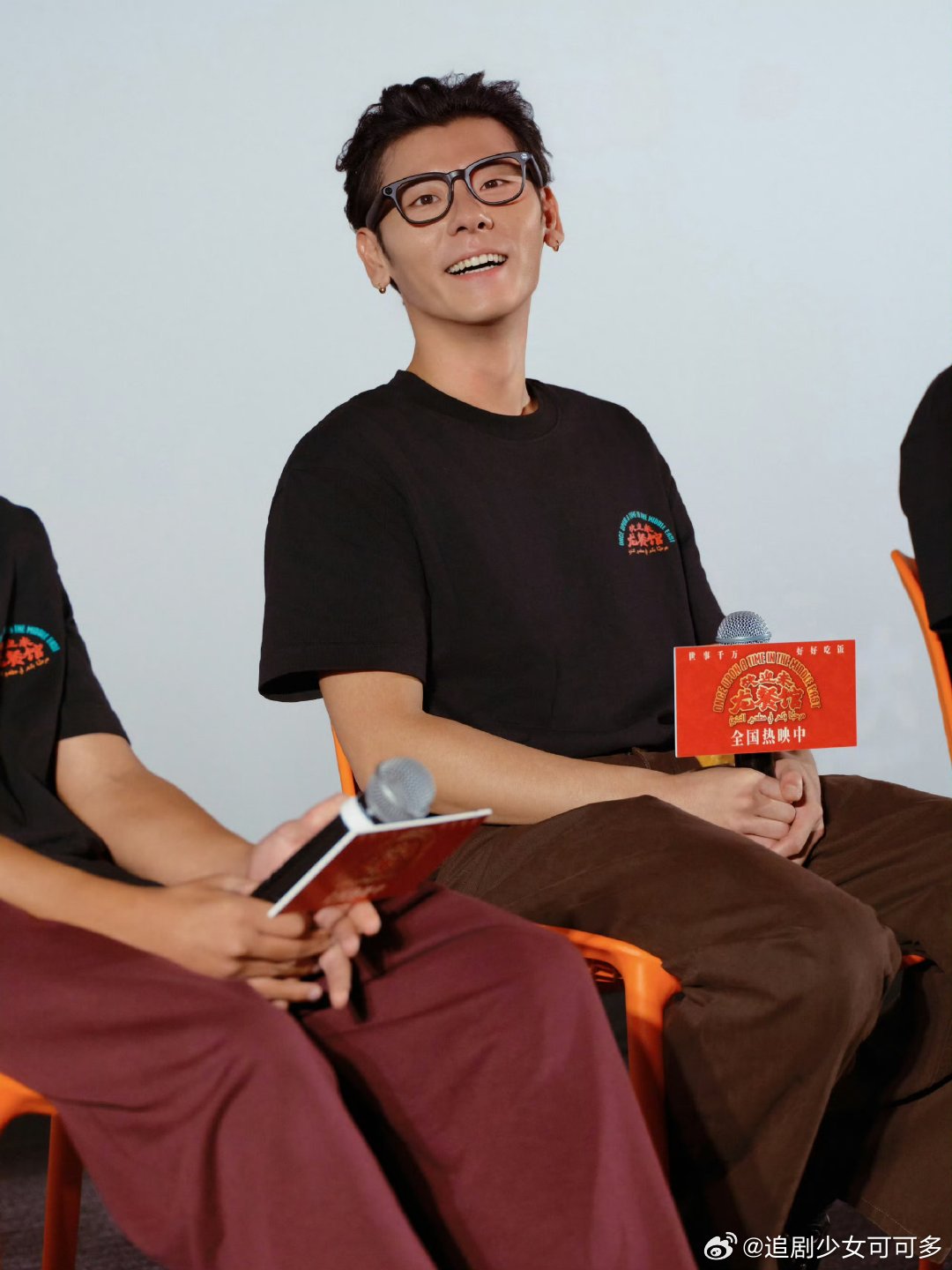 蒋奇明只有两部待播作品了蒋奇明就剩两部待播作品了一部古装悬疑剧，一部文艺向电影，