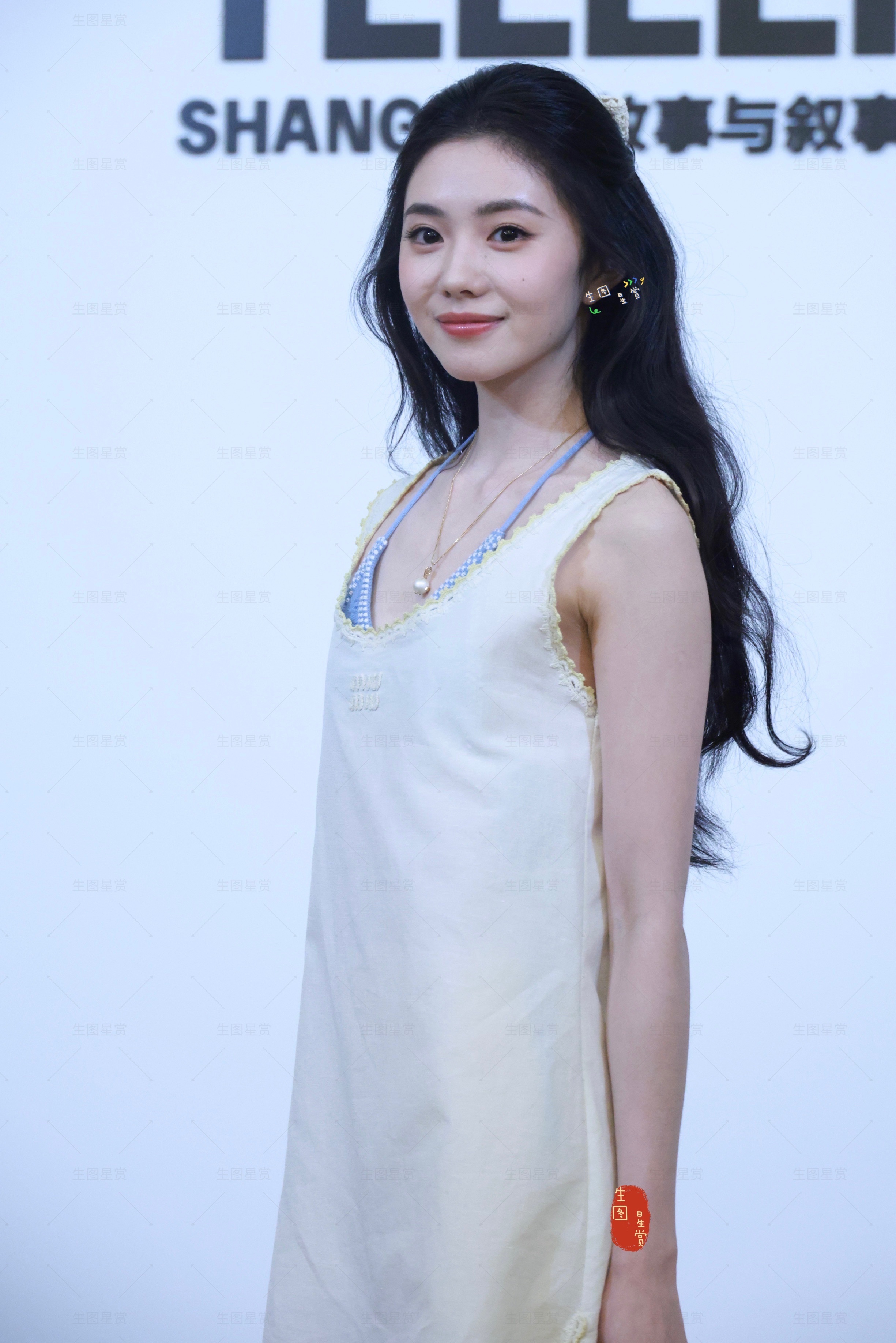MiuMiu女孩刘浩存，生图美貌