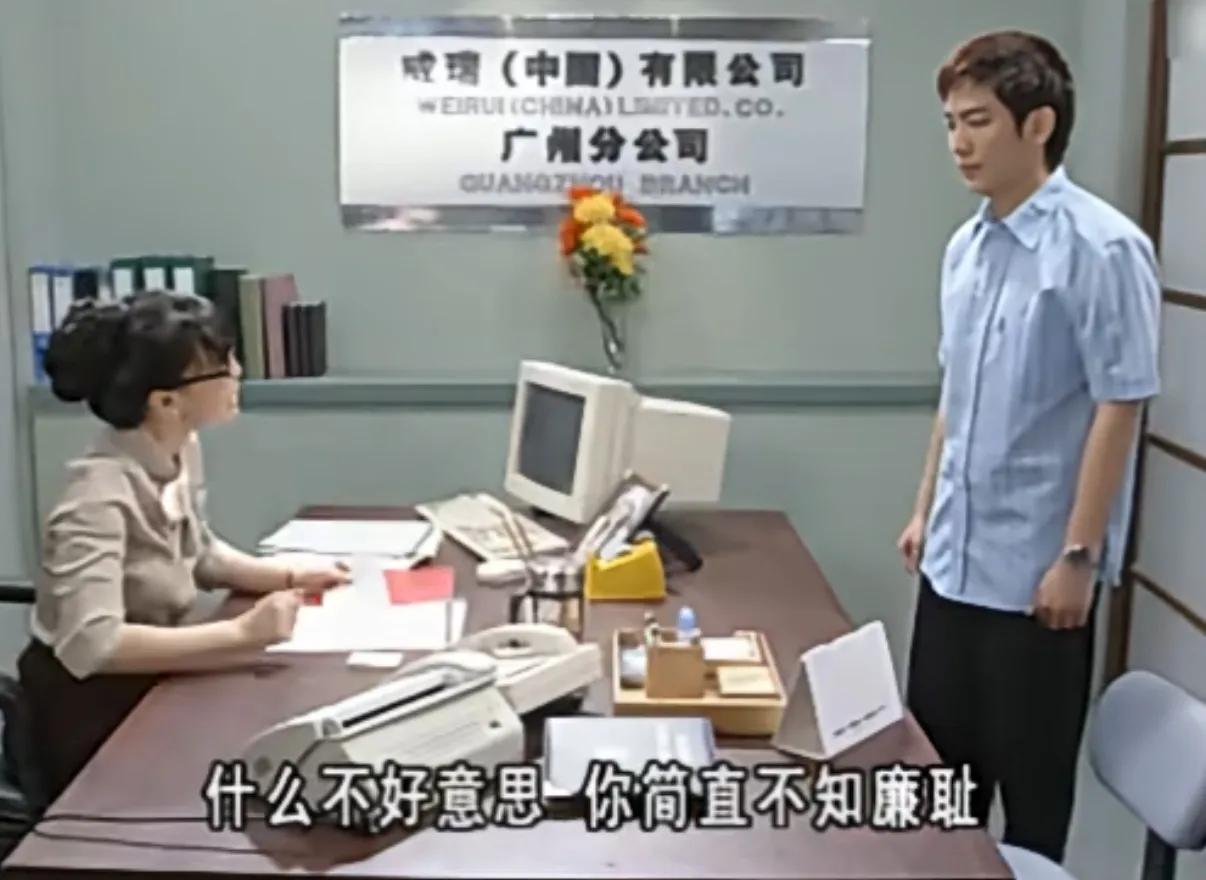 现在的流量明星，热搜撤下之日，便是他们“作品”消亡之时。他们占领了所有的屏幕，却