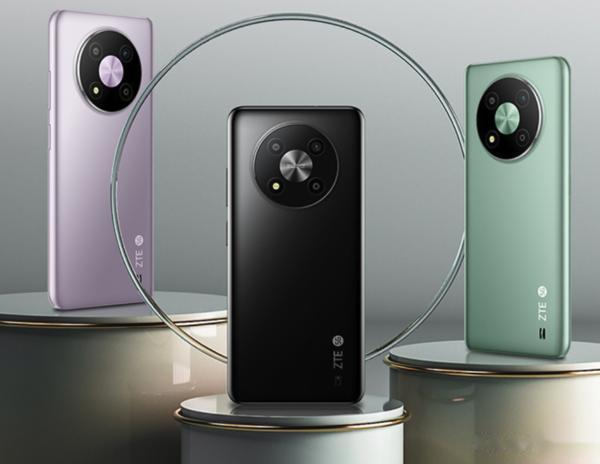 【推动5G技术创新与应用，中兴通讯展示“东数西算”全栈产品】

中国国际信息通信