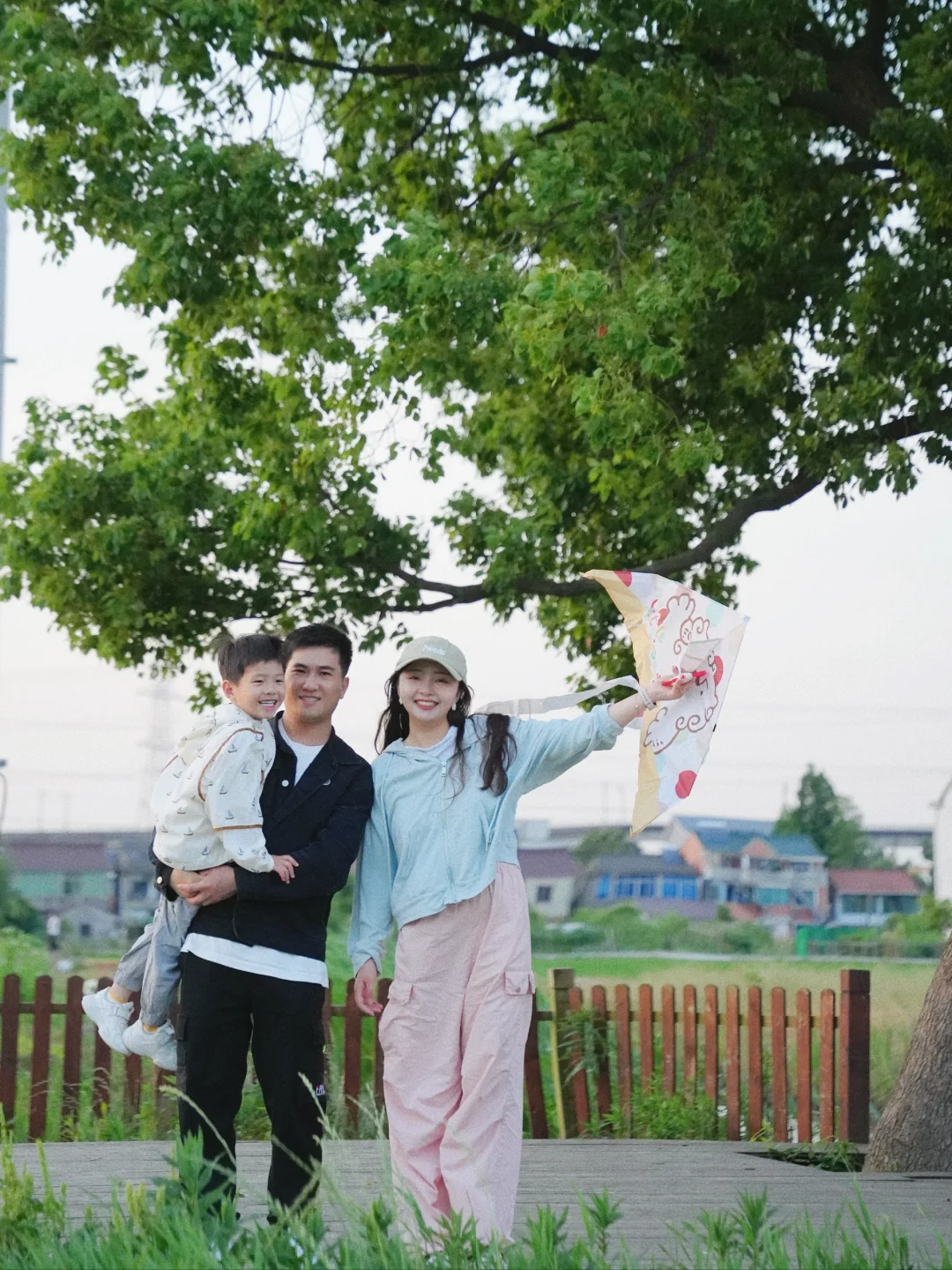 永旺花海丨一家三口感受自然的浪漫