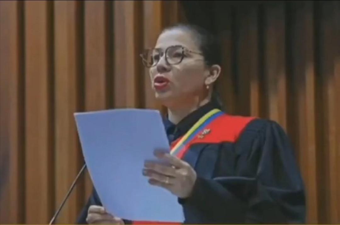 委内瑞拉副总统代理总统之职

委内瑞拉副总统德尔西·若德里格茲被正式任命为代理总