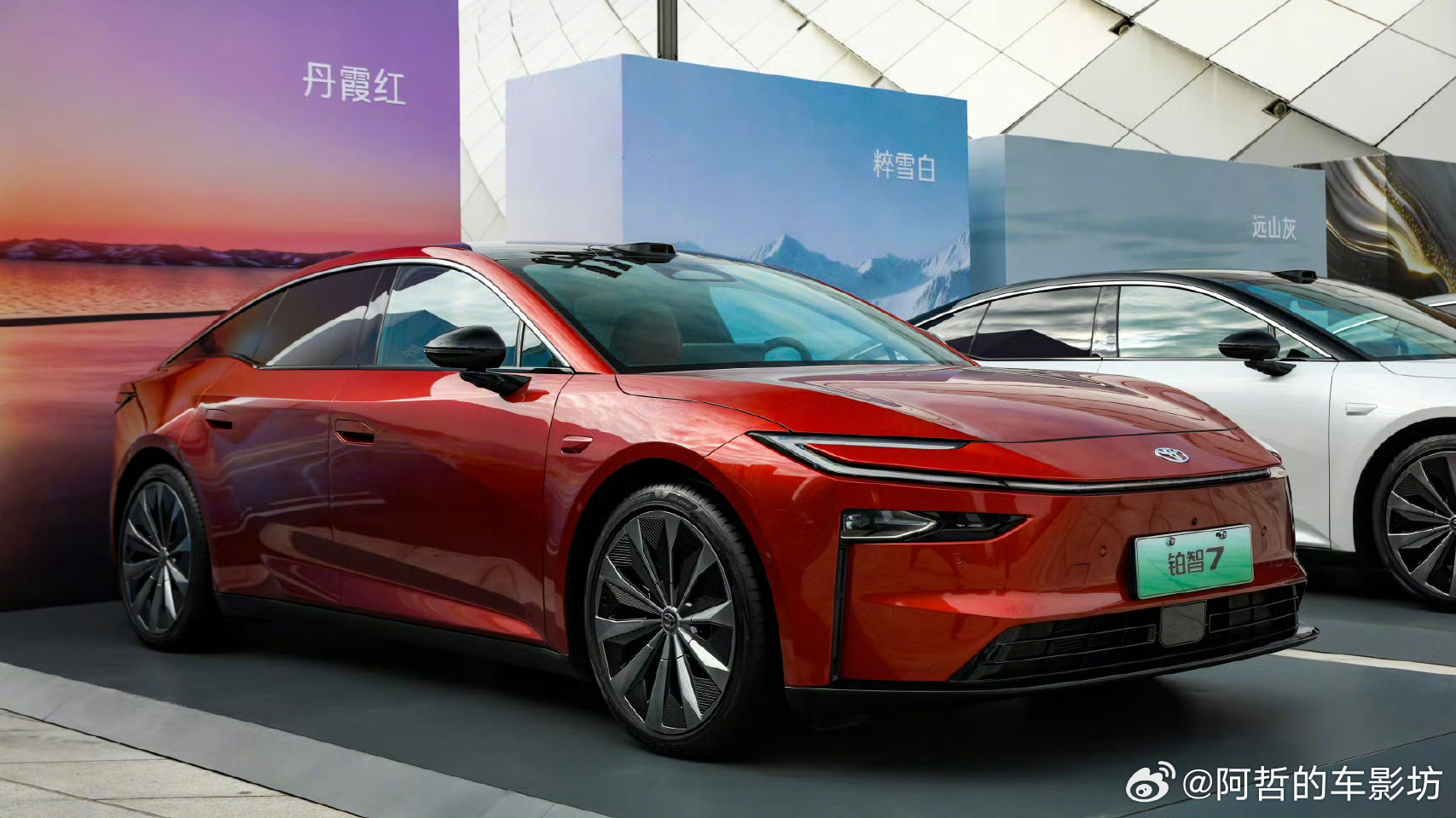 这几天已经在路上见到铂智7了应该是店里的试驾车铂智3X用价格和空间开了个好头合资