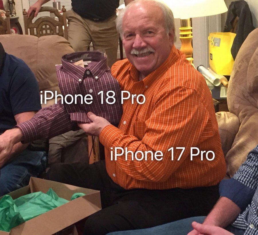 新iPhone be like： ​​​