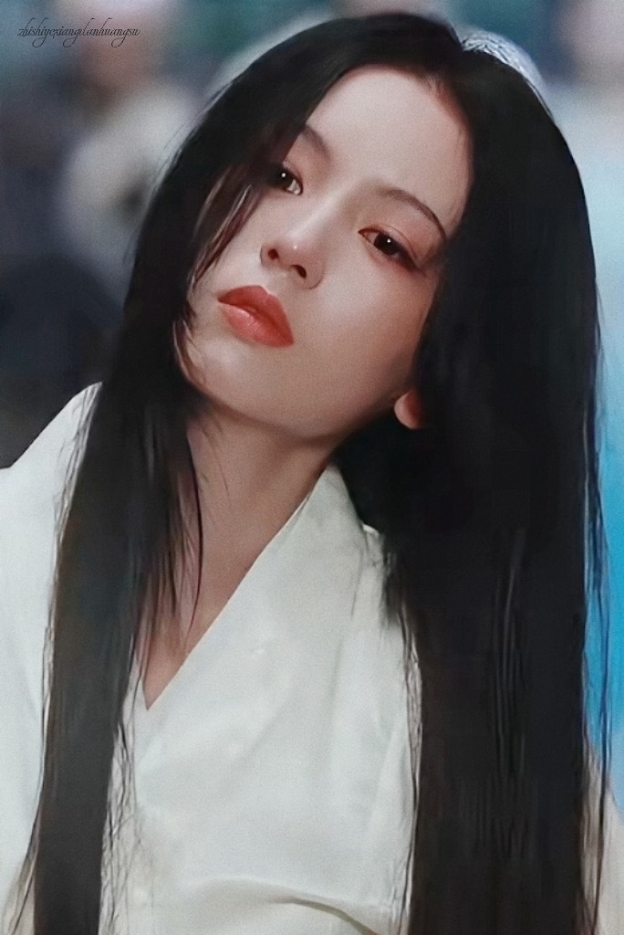 投稿 周也一瓯春 清冷感溢出屏幕的花絮图～ 