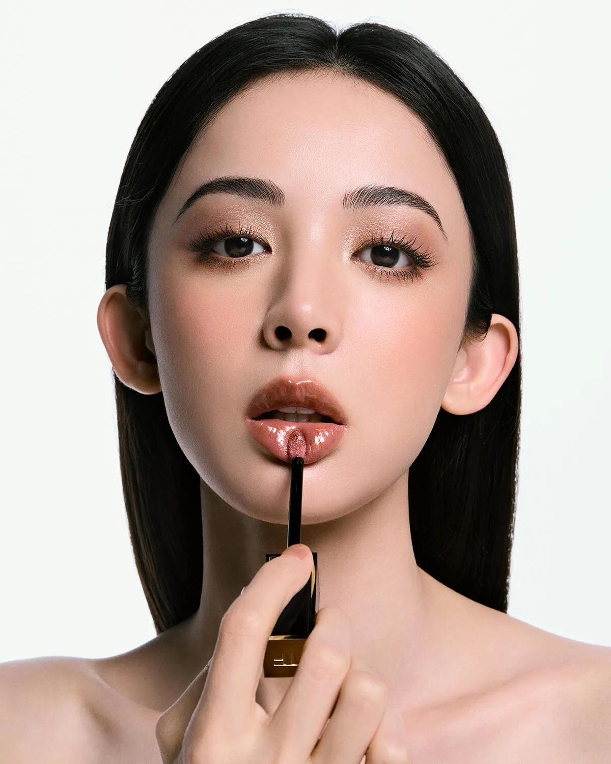 古力娜扎今日营业美照，真养眼！
