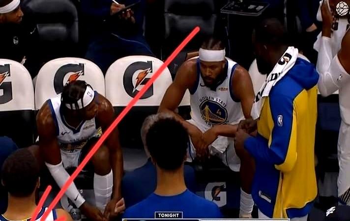 今天库里靠边站，让c位给穆迪坐[捂脸][捂脸]

勇士大胜鹈鹕那场，库里手感冰凉