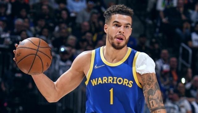 “老卖年糕”的金州勇士就像家道中落的王公贵胄一样，
虽然很多时候兜比脸干净，
但