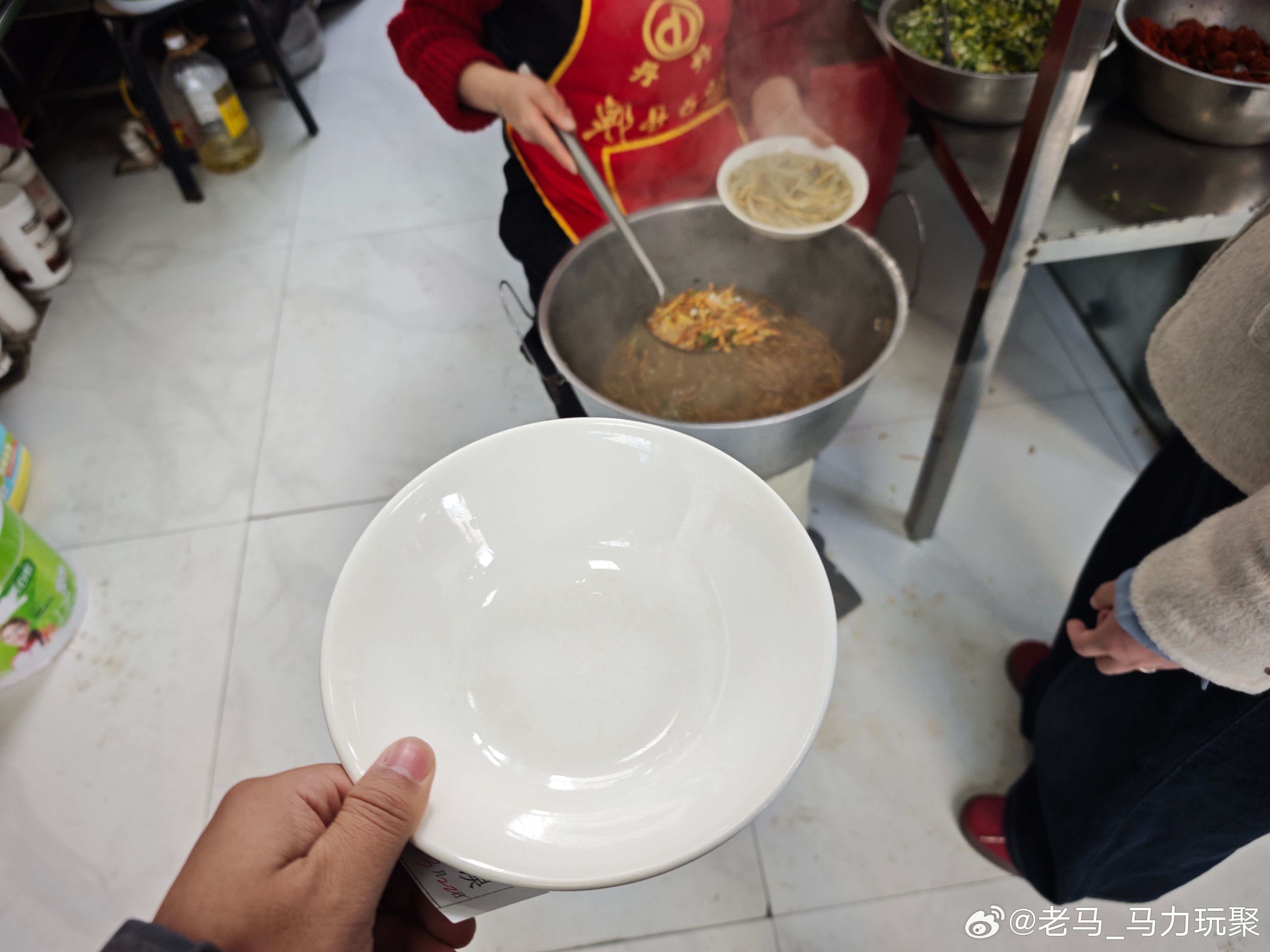 老马在路上 吃上了！！！ 