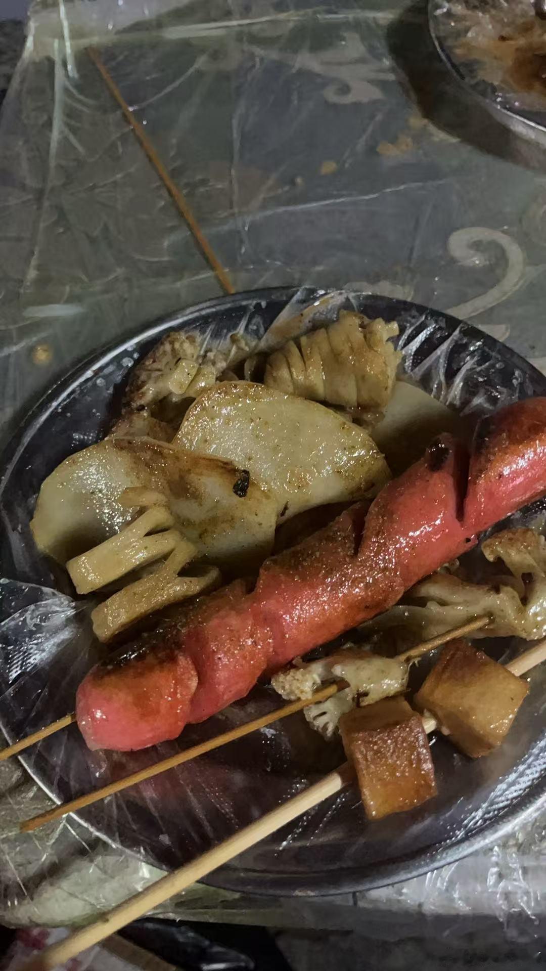 每日一餐分享 好吃😋，还得是路边摊 